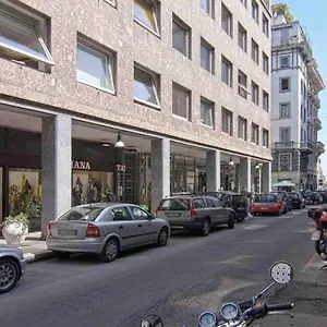 Contempora - Cavallotti 13 - B62 , Milán Italia