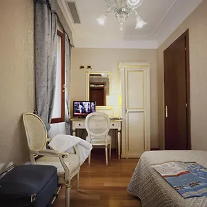 Ca' D'oro - Wenice Deep Culture Szálloda